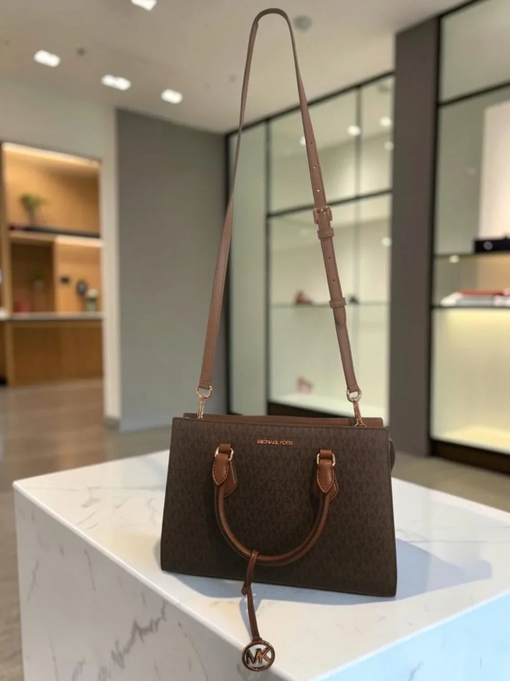 Michael Kors Signature Brown Tote & Wallet Set